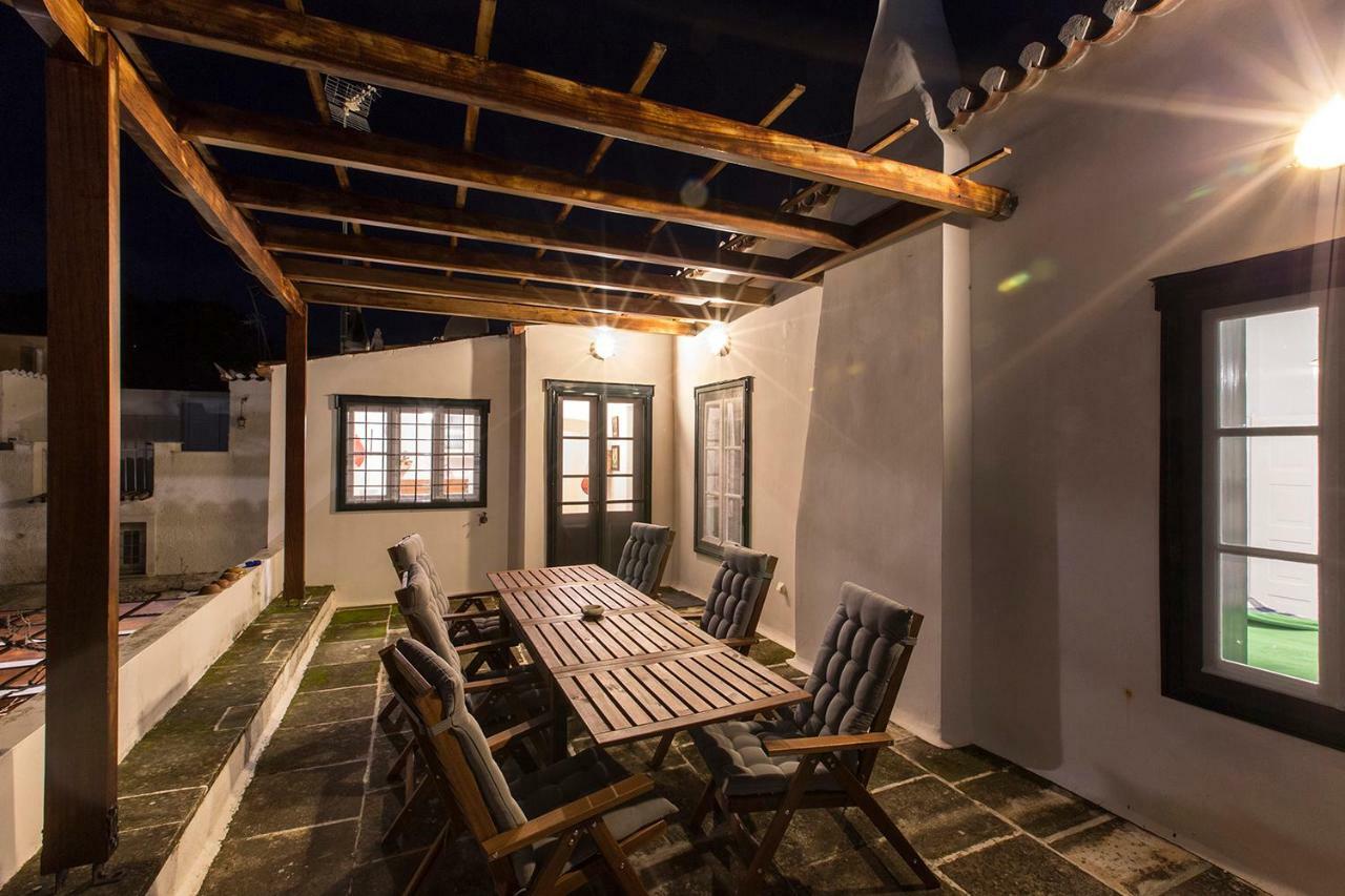 Two Olive Trees Guest House Spetses Town Bagian luar foto