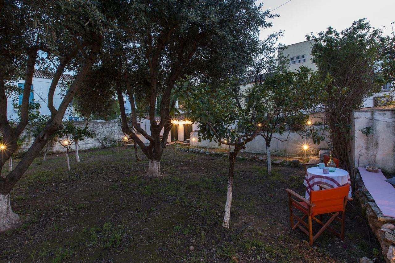 Two Olive Trees Guest House Spetses Town Bagian luar foto