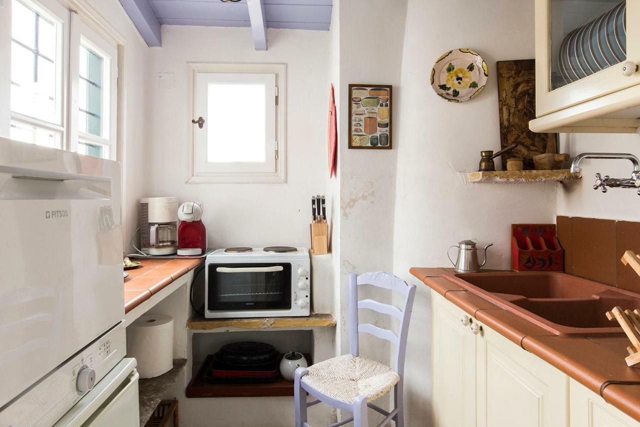 Two Olive Trees Guest House Spetses Town Bagian luar foto