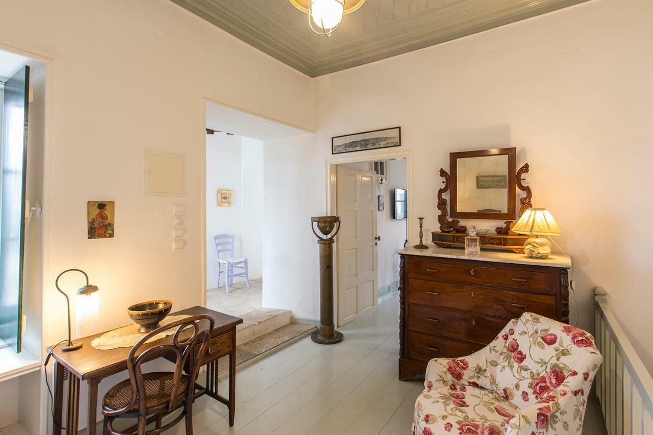 Two Olive Trees Guest House Spetses Town Bagian luar foto