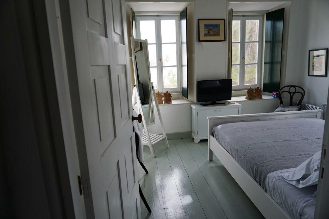 Two Olive Trees Guest House Spetses Town Bagian luar foto